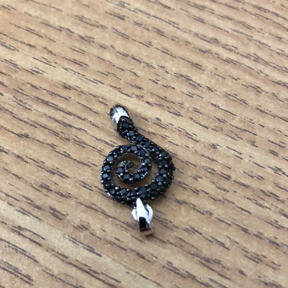 Black Snake Pendant - Picture 3 of 6